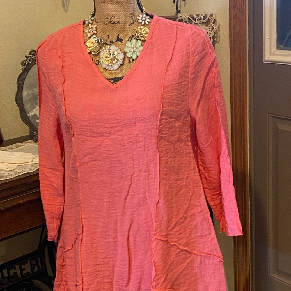 Beautiful Lulu B 3/4 sleeve shirt